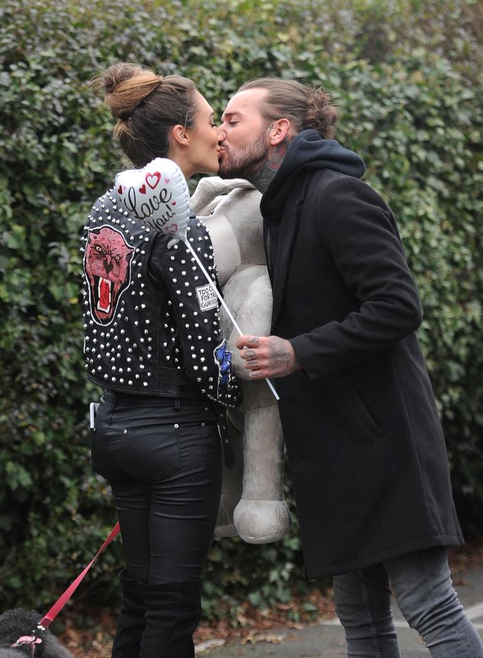  Megan McKenna gave Towie boyfriend Pete Wicks a huge snog as he presented her with her Valentine's Day pressies