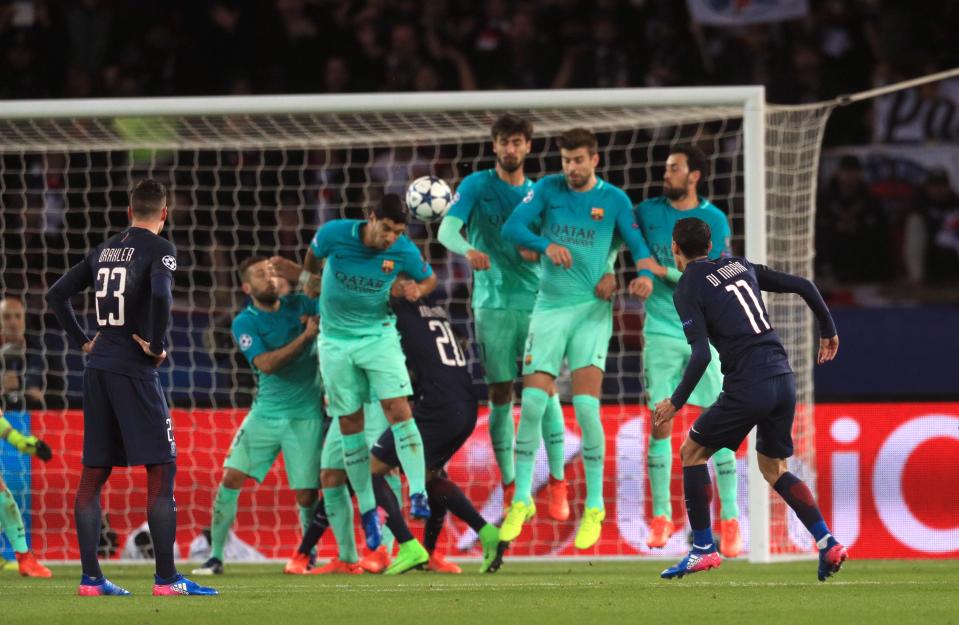  Di Maria opened the scoring with a stunning free-kick at Parc des Princes