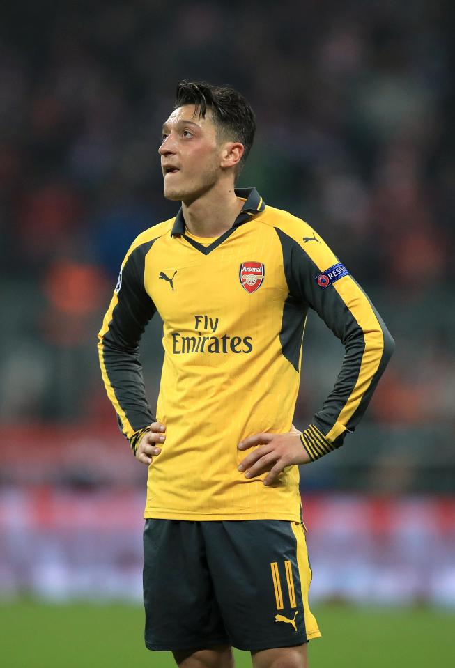  Yet again Ozil went missing completely as Arsenal got taken apart