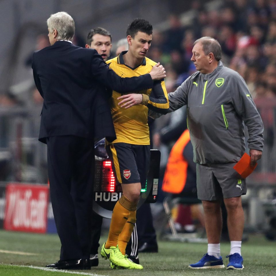  Koscielny went off and Arsenal immediately capitulated and almost certainly went out the Champions League