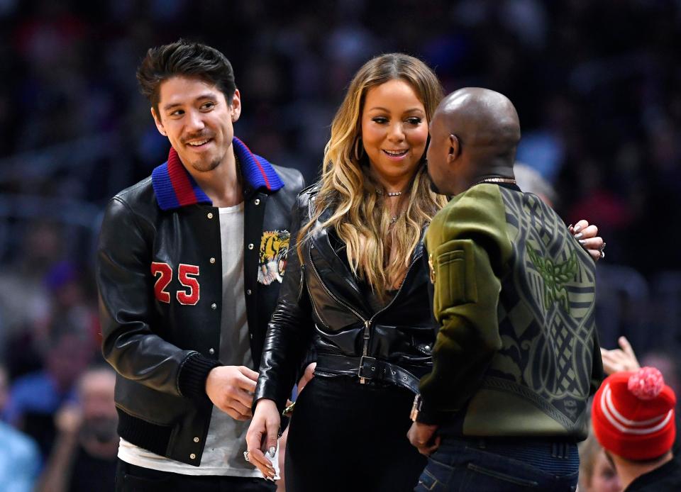  Floyd Mayweather was joined by Mariah Carey at a basketball game