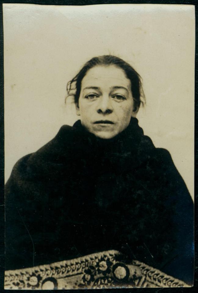  Sarah Dowd, of Brannen's Lodging House, South Shields, arrested for stealing money