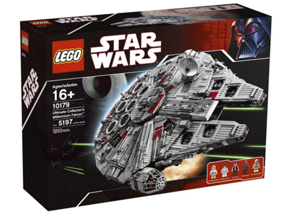  The Ultimate Collector’s Millennium Falcon would have cost you just £342.49 to buy in 2007