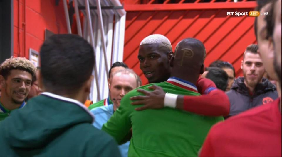  The two brothers hugged in the tunnel before kick off