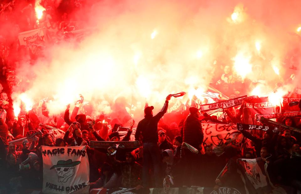  Saint-Etienne's supporters created an unbelievable atmosphere on an embarrassing night for the Old Trafford security team