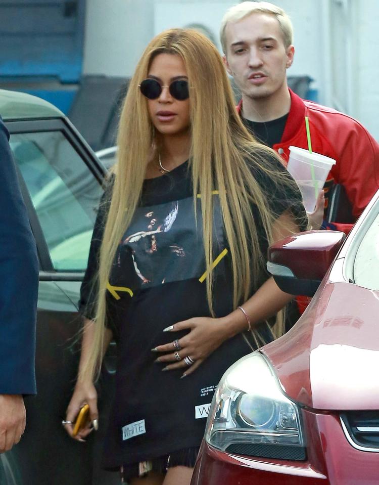  Beyonce has been forced to pull out on doctors orders