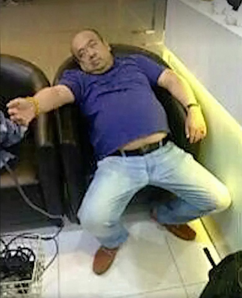  Kim Jong-nam is seen slumped in an airport chair after apparently being poisoned