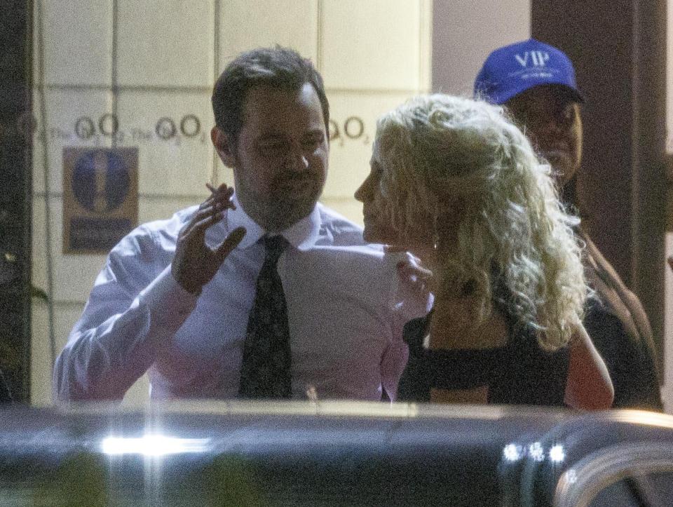  Dyer smoking with Pixie Lott at the National Television Awards