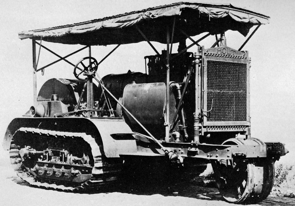  The Holt 75 model gasoline-powered caterpillar tractor provided the inspiration for the tank