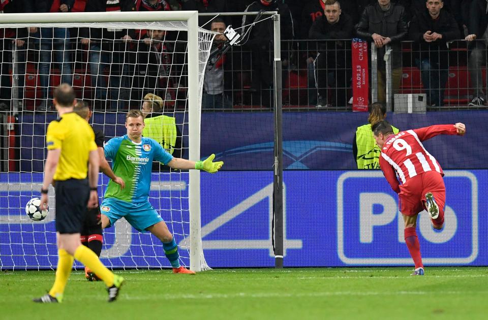  Fernando Torres' late header has surely all but sealed Atletico Madrid's spot in the last eight