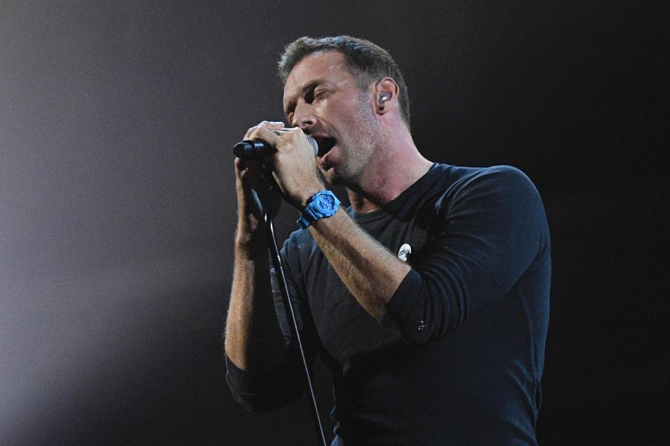  Chris Martin sang Georges ballad, A Different Corner