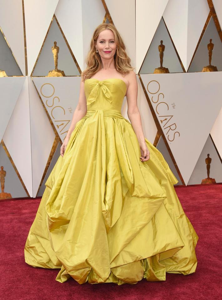  Leslie Mann appeared to channel Belle from Beauty in the Beast in her full yellow dress