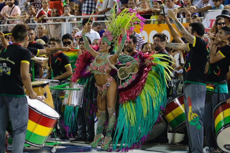 describes itself as the "Carnival Capital of Paraguay