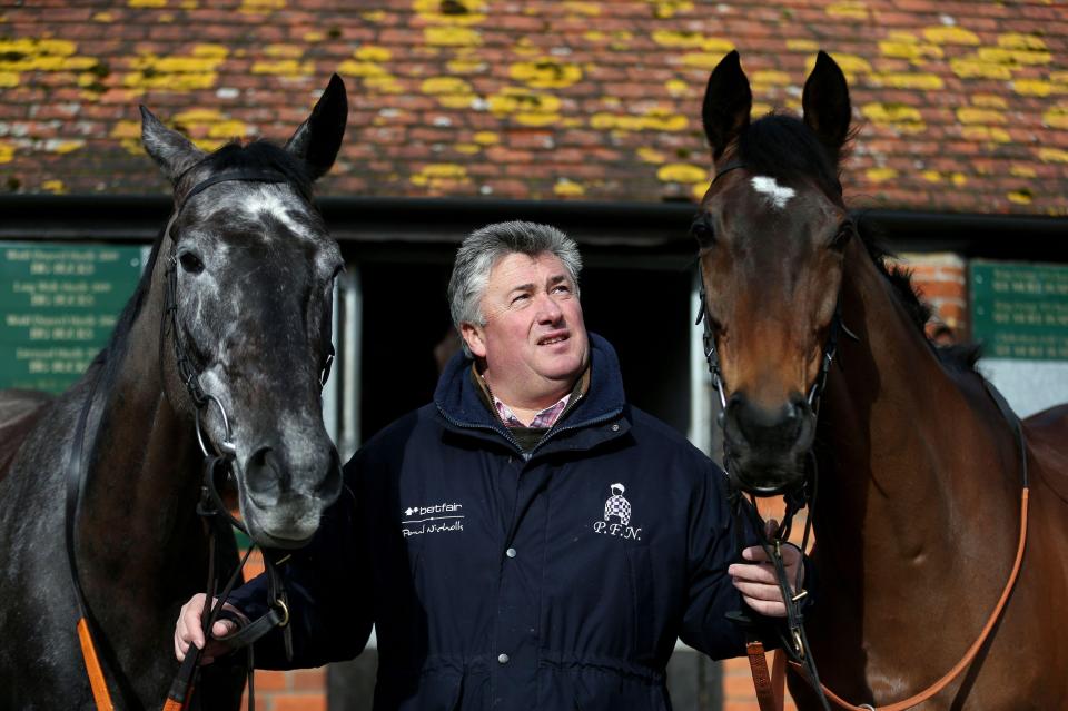  Zarkandar (right) set for Sun Bets Stayers' Hurdle