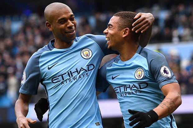 Fernandinho is helping fellow Brazilian Gabriel Jesus settle at the club