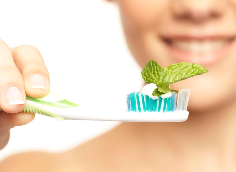  Fluoride free toothpaste doesn't need to be made at home