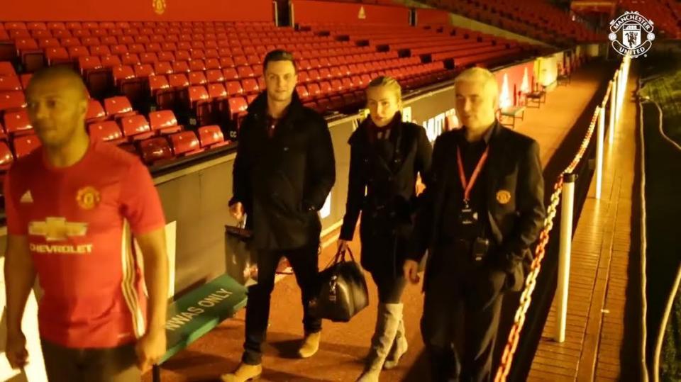  Scott and Harriet were treated to an Old Trafford tour on their engagement day