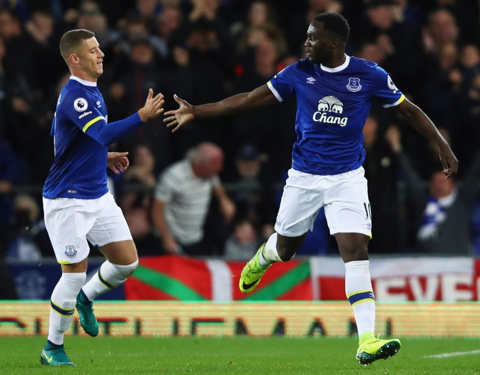  Ross Barkley and Romelu Lukaku are both wanted in a £100million deal by Chelsea