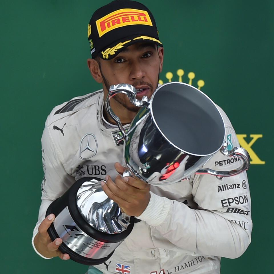  Lewis Hamilton begins his attempt to win a fourth world title at teh Australian Grand Prix this weekend