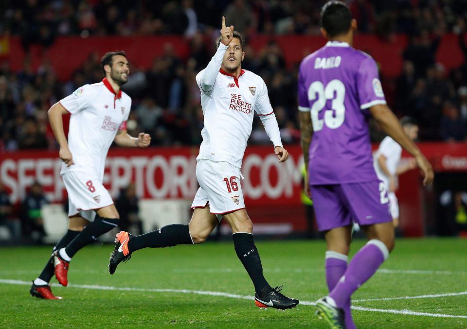  Stevan Jovetic celebrates after his late goal ended Real Madrid's unbeaten run