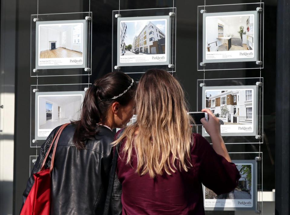 Girls looking at houses 