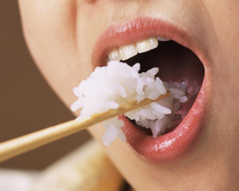  There are steps that you can take to prevent getting sick when eating reheated rice