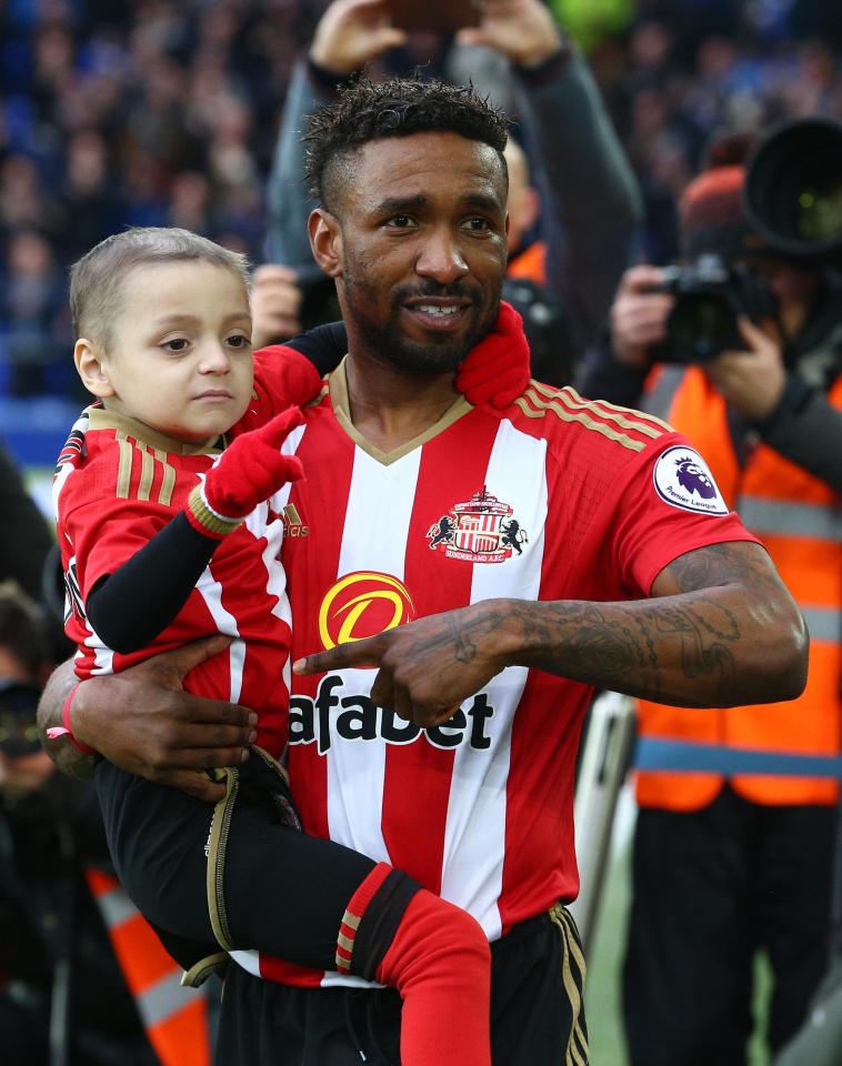  Jermain Defoe carried Bradley Lowery on to the pitch before a Sunderland game earlier this year