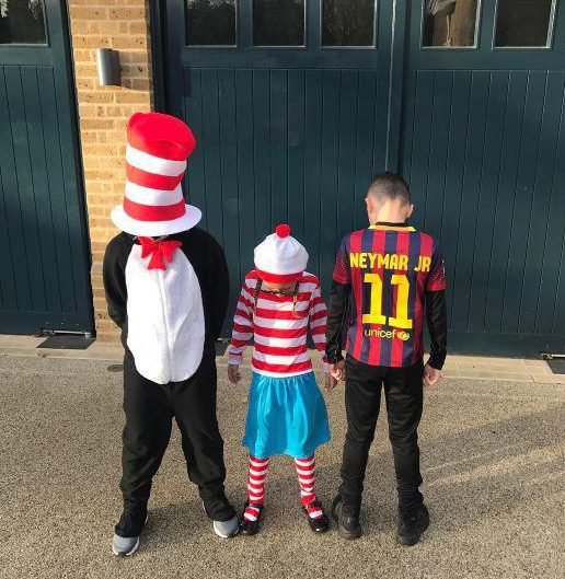  Rio Ferdinand posted a picture of his three children dressed up for the day