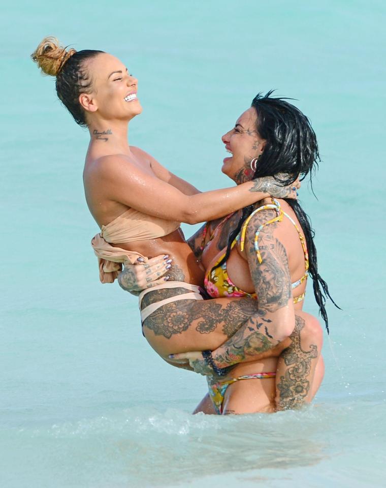  Jemma Lucy and Chantelle Connelly continue their showmance in the Caribbean