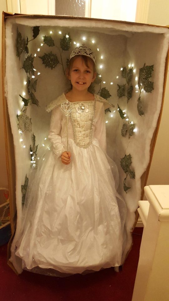  Caitlin Preen, 10, from Crewe is dressed as The Lion The Witch And The Wardrobe