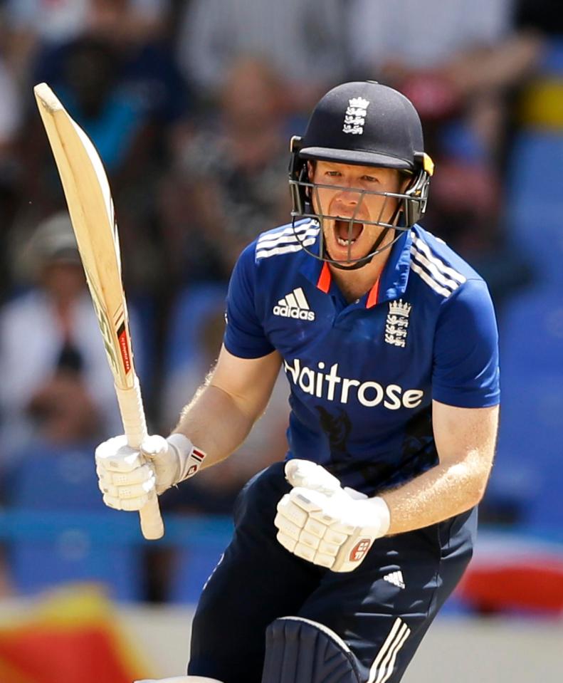  Eoin Morgan put in a captain's display by scoring a century