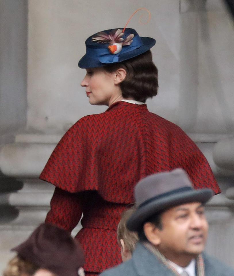  Filming of Mary Poppins Returns is taking place in London