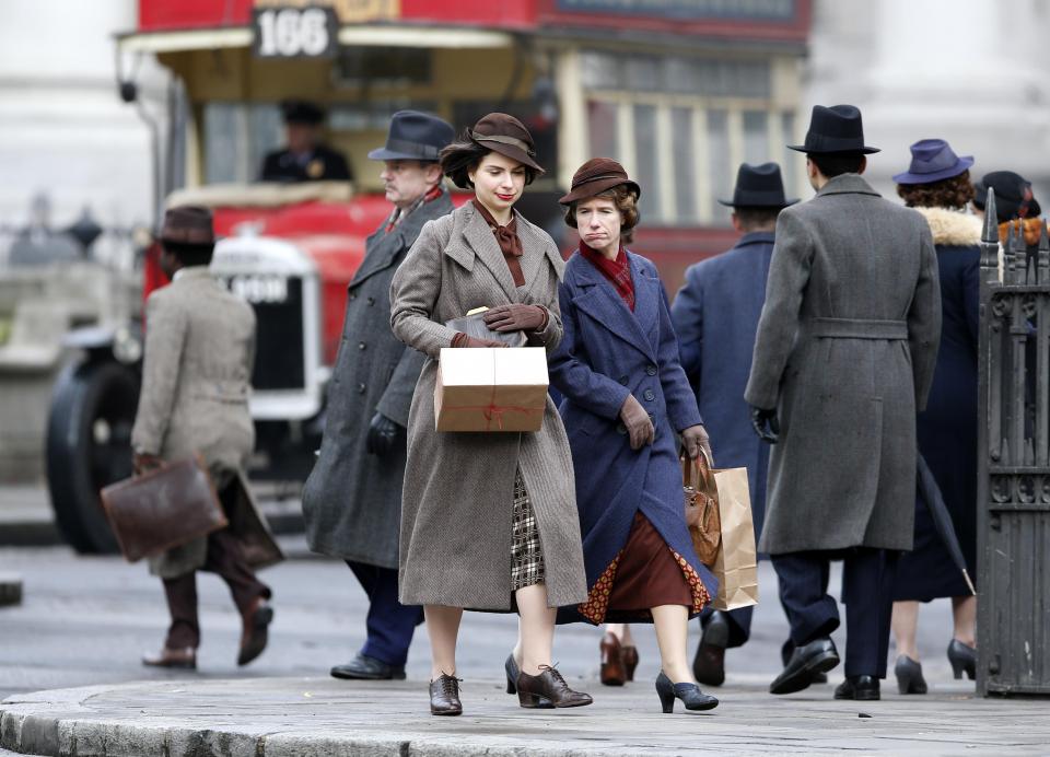  Extras were dressed in 1930s attire