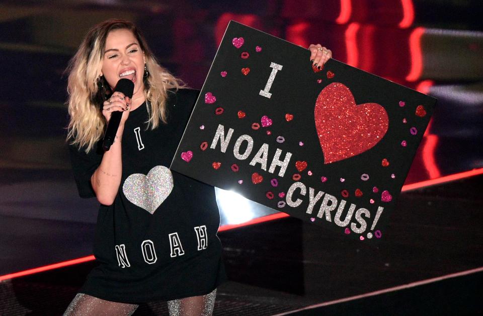  Sisterly love: Miley shows her adoration for Noah