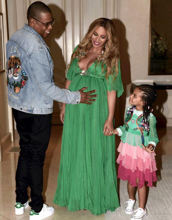  Jay Z was seen placing his hand tenderly on her growing bump