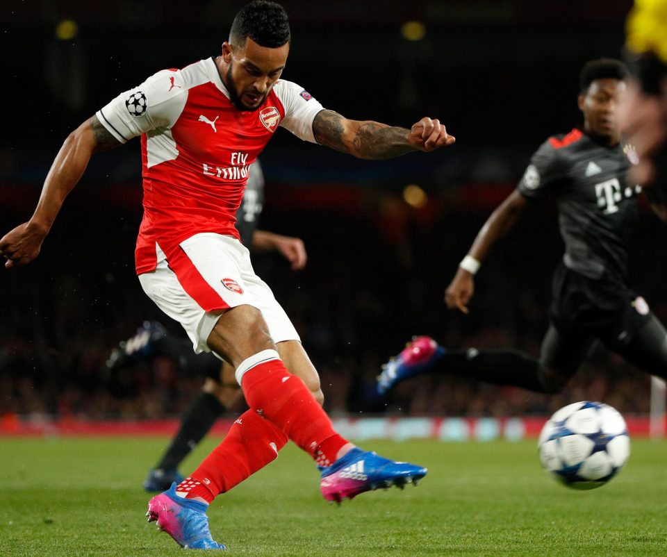  Theo Walcott put Arsenal ahead against Bayern Munich but it wasn't to be