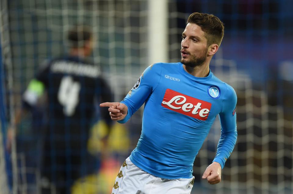  Dries Mertens has reportedly held transfer talks with Man Utd