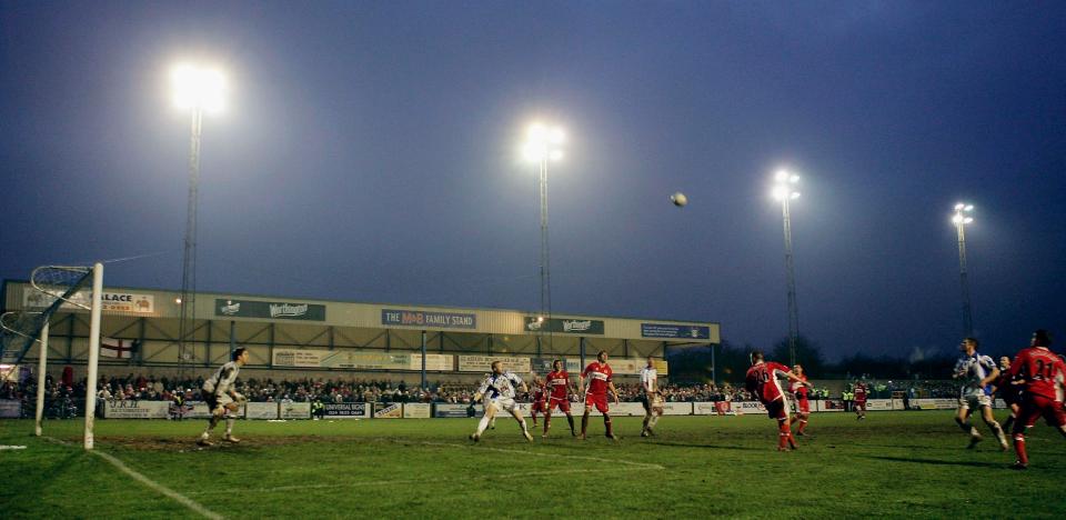  Nuneaton Borough mount another attack during the FA Cup third round tie