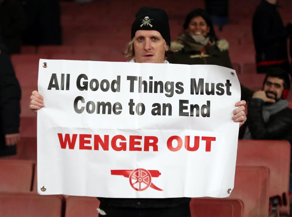  Some Arsenal fans want to see their manager leave the club