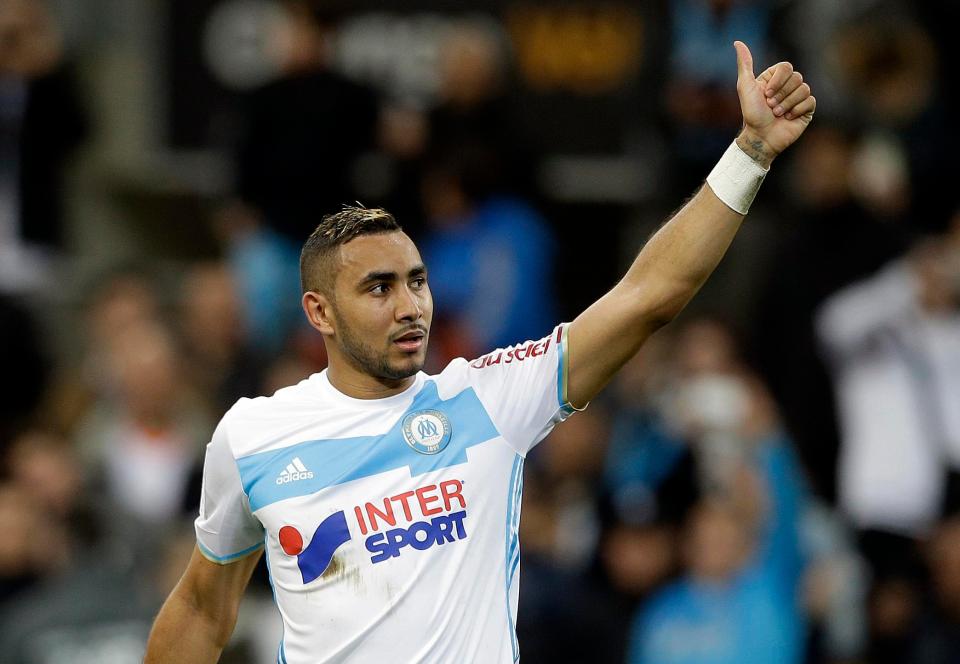  Manuel Lanzini will not follow Dimitri Payet out of West Ham