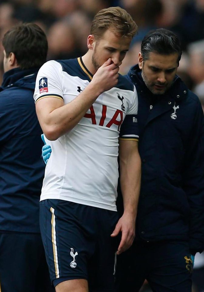  Kane sadly hobbled off during the FA Cup win over Millwall