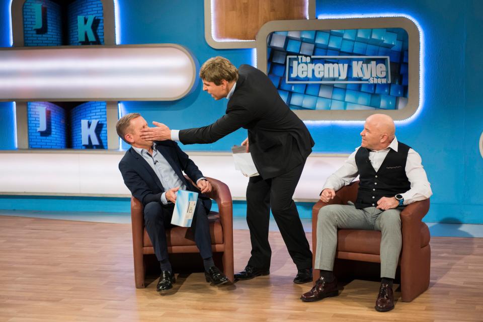  David does what Jeremy never dares and gives his guest a slap in the face