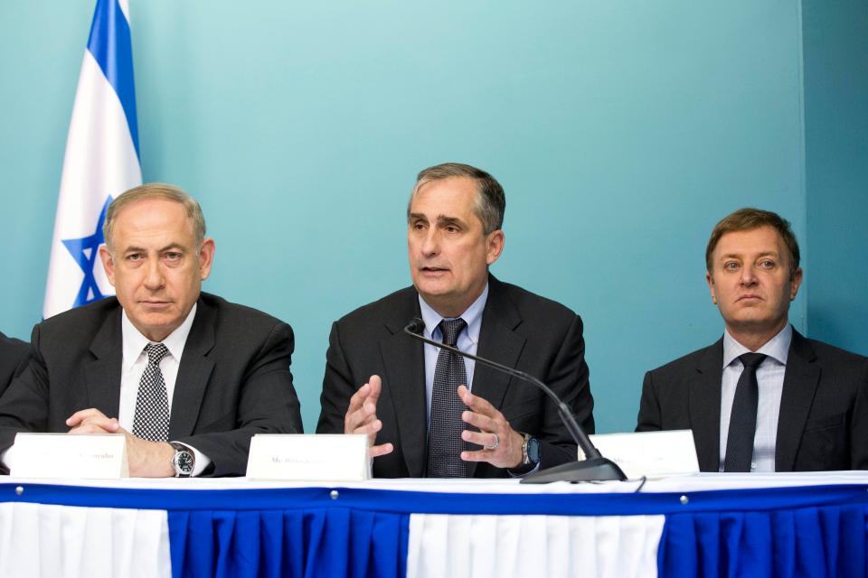  Israeli Prime Minister Benjamin Netanyahu (L), Intel CEO Brian Krzanich (C) and the co-founder and CTO of Mobileye, Ziv Aviram (R) have closely discussed Israel's future potential in the autonomous car industry