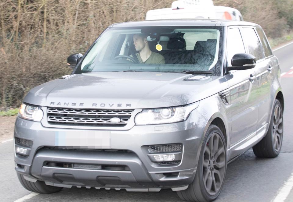  Defender Gary Cahill is part of the Range Rover crew, costing upwards of £100,000