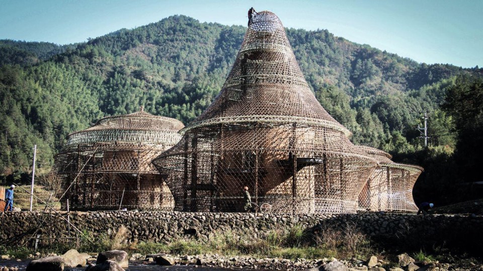 Local traditions of basket weaving and pottery inspired the forms of this hostel in Baoxi, China, which was built by local craftsmen. Constructed with rammed earth and woven bamboo, the architect set out to prove the value of humble and cheap materials 