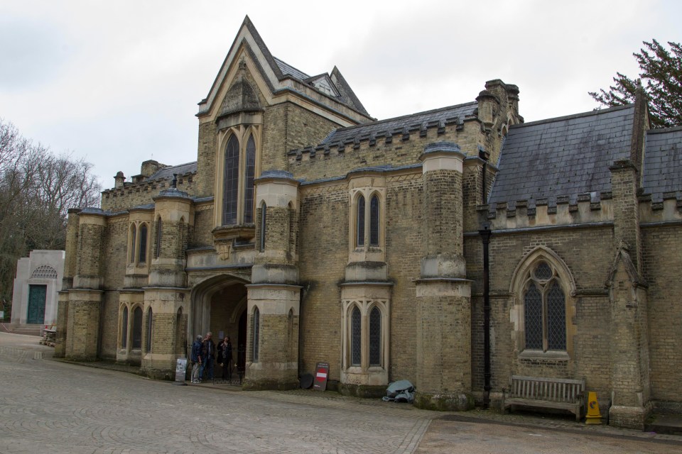 The cemetery in North London is close to his mansion home