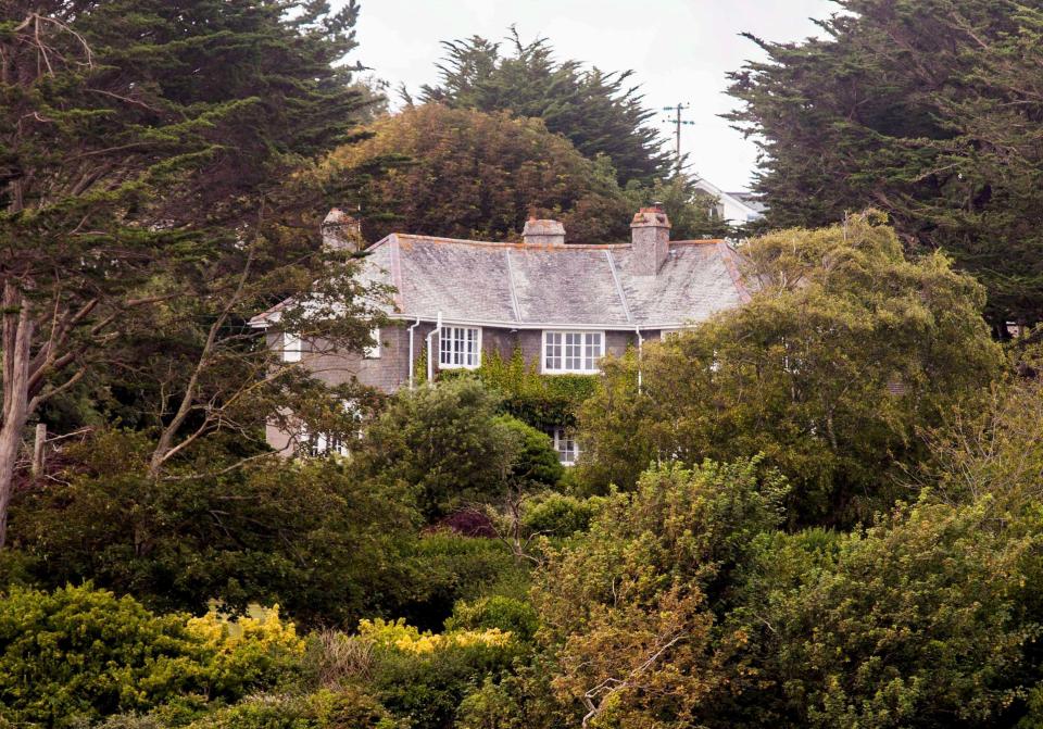  Luxury lifestyle ... Gordon Ramsay has spent £4million on a 'stopgap' beach home in Cornwall