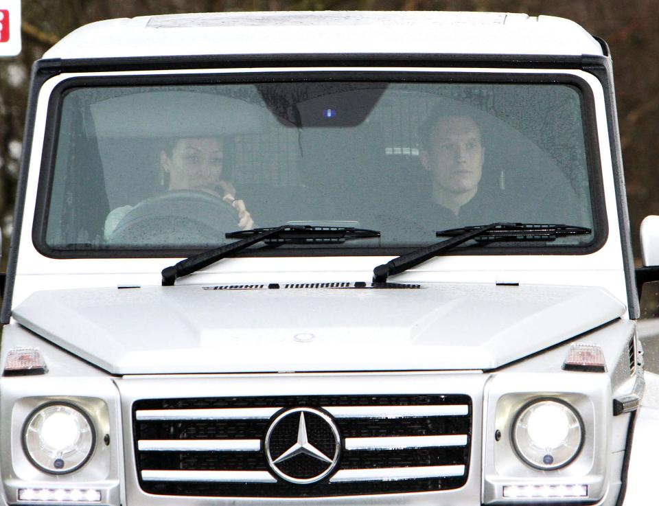  Crocked United star Phil Jones was being driven by his fiance