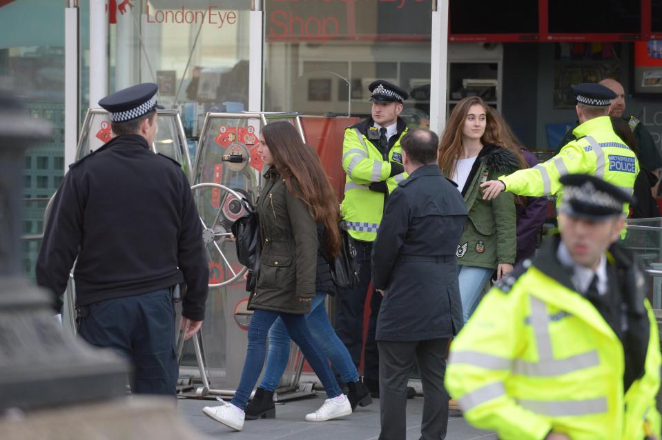  The tourist attraction confirmed it had been working with the Met Police throughout the entire incident, with police widening the cordon to include the London Eye