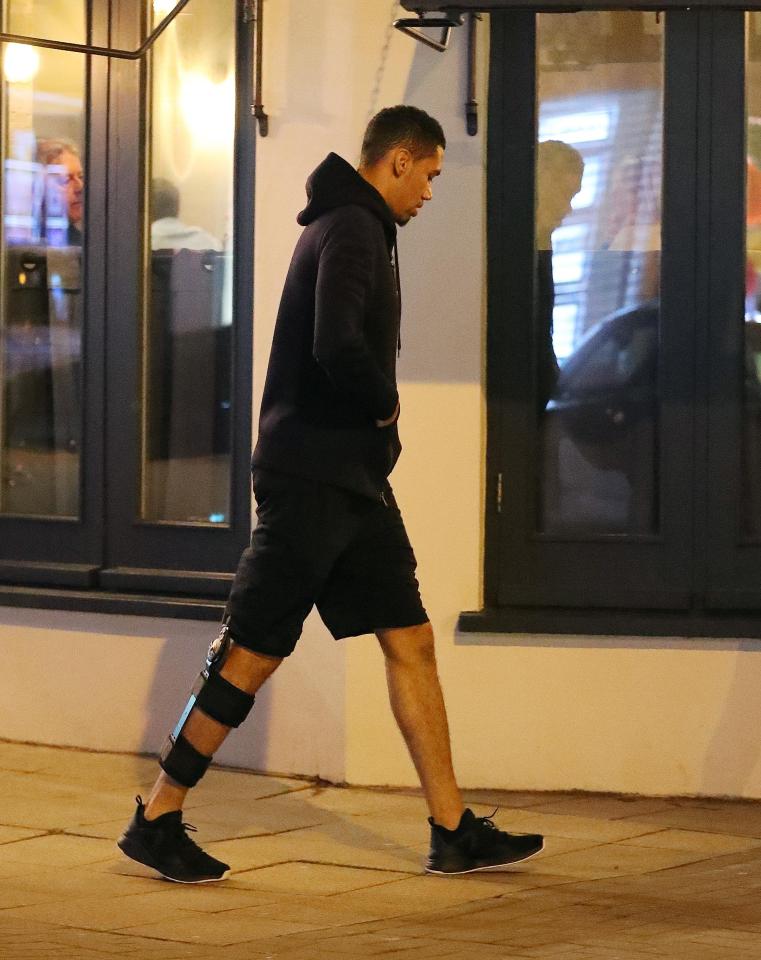  Chris Smalling wore all black after being pictured following a meal with his girlfriend